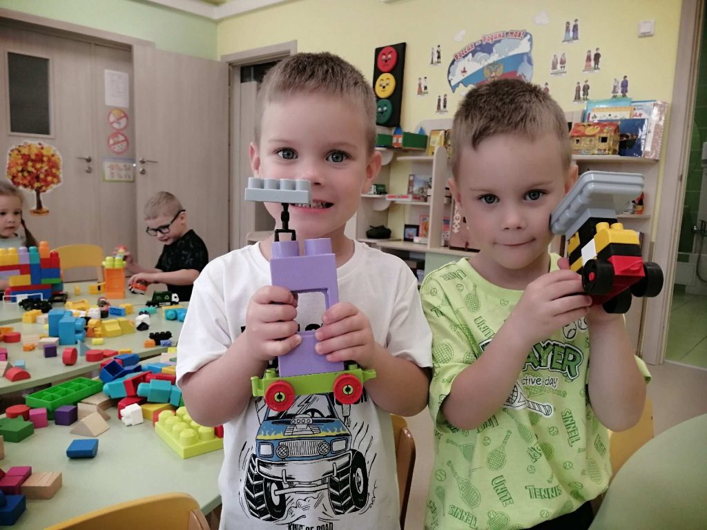 Маленькие инженеры в действии!